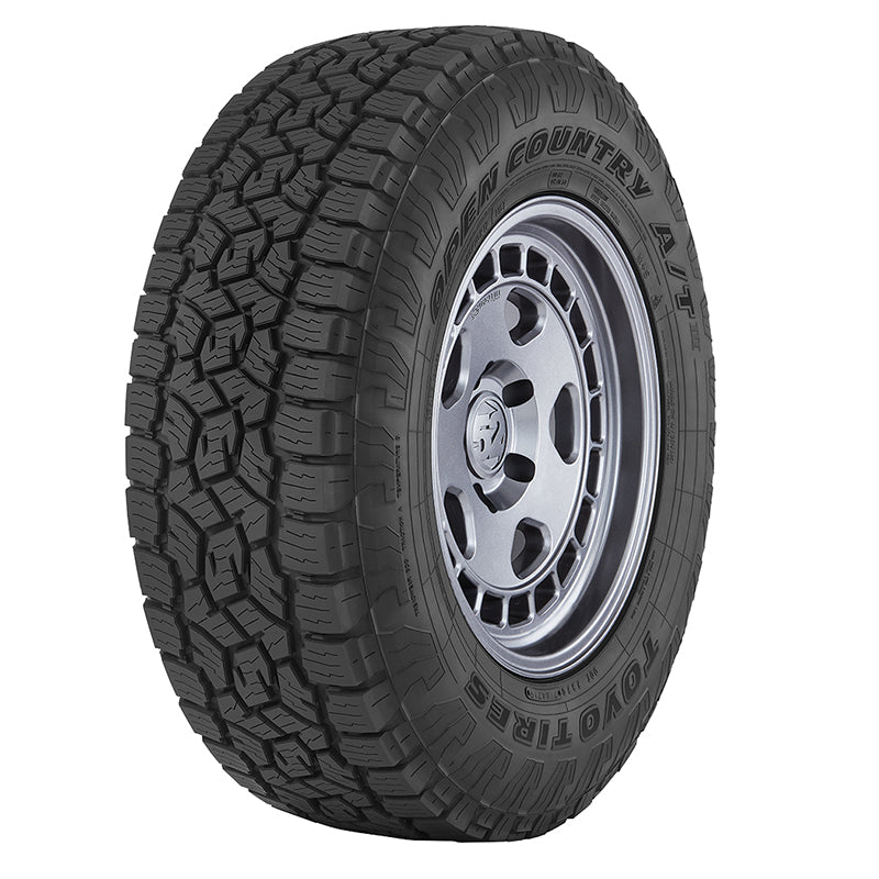 LT295/60R20 LRE 126/123S TOYO OPEN COUNTRY A/T III BL ALL SEASON 🏔️